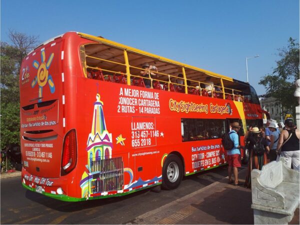 Combo de Actividades #9: City Tour + Tour Bahía Rumbero en Cartagena (2 Tours)
