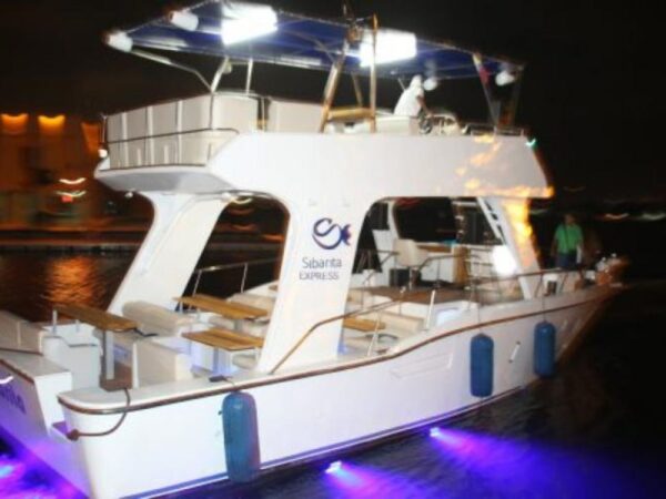 Tour en Yate: Sibarita Express en Cartagena