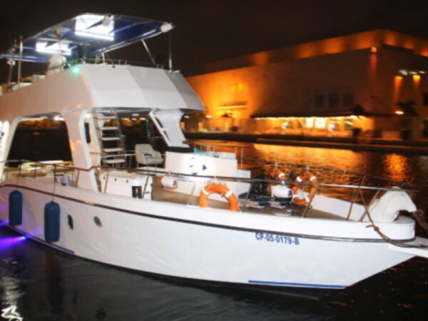 Tour en Yate: Sibarita Express en Cartagena