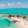 Combo de Actividades #6: Tour Bahía en Pontón + Parasail en San Andrés Islas (2 Tours)