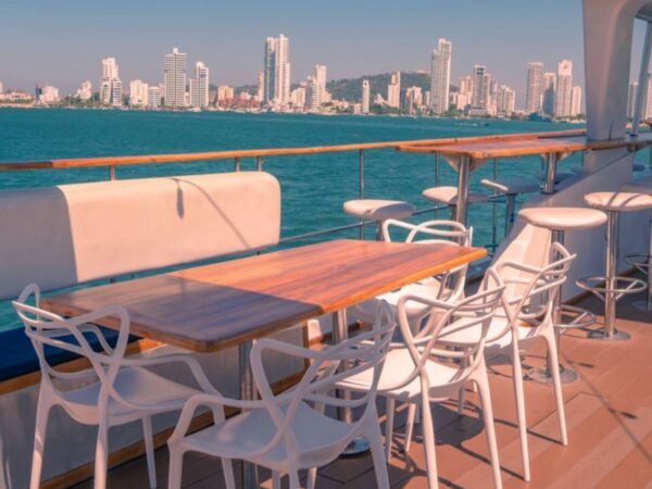 Tour en Yate: Sibarita Master en Cartagena