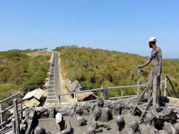 Volcán del Totumo + Pasadía en Hotel en Cartagena