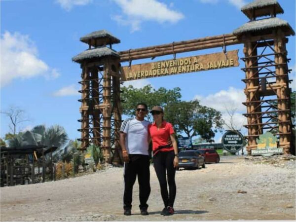 Combo de actividades #3: Tour a Guatapé + Tour a Hacienda Napoles (2 Tours)