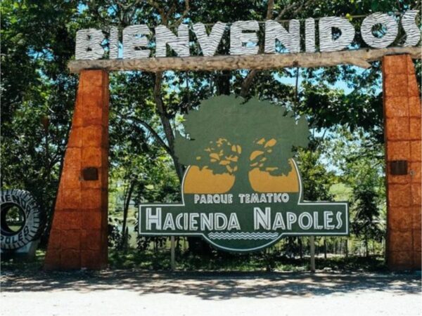 Combo de actividades #3: Tour a Guatapé + Tour a Hacienda Napoles (2 Tours)