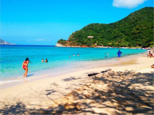 Playa Cristal Parque Tayrona 2x1 en Santa Marta