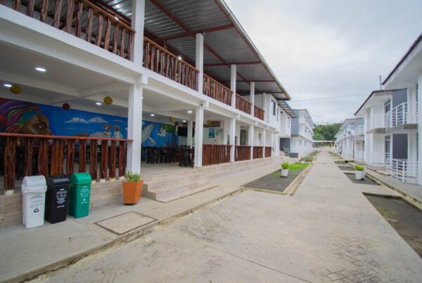 Hotel en Playa Pianguita - Pacifico Colombiano