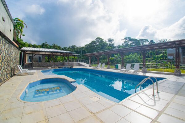 Hotel en Playa Pianguita - Pacifico Colombiano