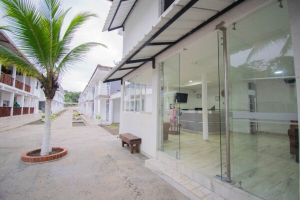 Hotel en Playa Pianguita - Pacifico Colombiano