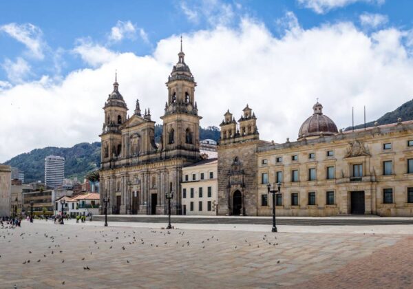 Visita Guiada por Bogotá + Teleférico a Monserrate