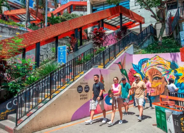 Colombia Total: Explora Bogotá, Eje Cafetero, Medellín, Cartagena y Santa Marta