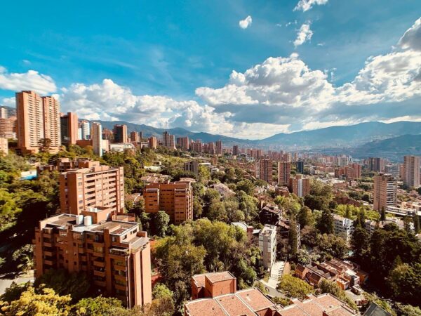 Colombia Total: Explora Bogotá, Eje Cafetero, Medellín, Cartagena y Santa Marta