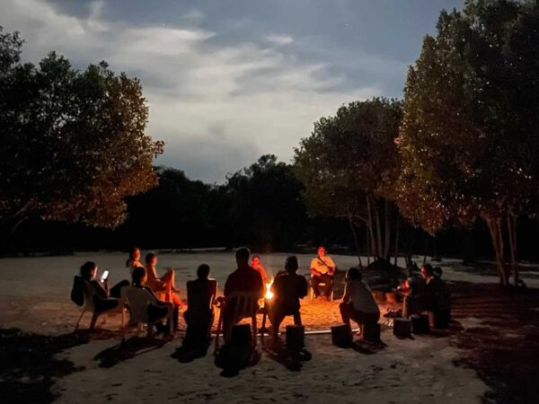 Expedición Guainía 5 días · 4 noches Cerros de Mavecure, comunidades indígenas y Estrella Fluvial del Orinoco con Aventureros 360 6 Expedición Guainía 5 días y 4 noches | Cerros de Mavicure