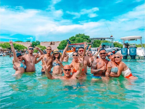 Cartagena Total Experience: Islas del Rosario y Palmarito (4D/3N)