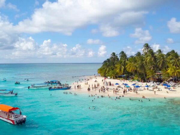 San Andrés Total Experience: Pontón Privado, Buceo y Parasail (4D/3N)