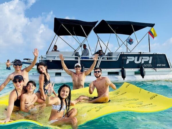 San Andrés Total Experience: Pontón Privado, Buceo y Parasail (4D/3N)