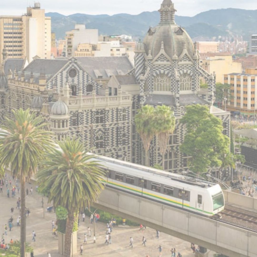 Medellín en 4 días: Paquete 3 noches con 3 experiencias incluidas