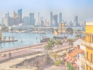 Acuario con show de delfines + Playa Blanca 2x1 en Santa Marta