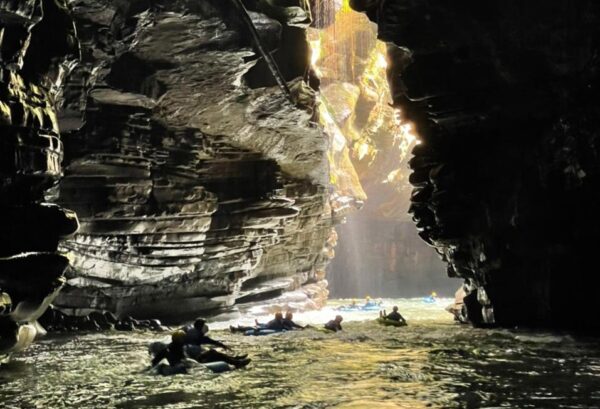 Tour al Cañon del Guape en Tubing