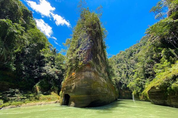 Aventura con Propósito en el Cañón del Güejar: Rafting, naturaleza y experiencias de conexión