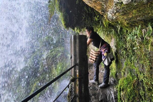 Tour a la Cascada más alta de Colombia La Chorrera