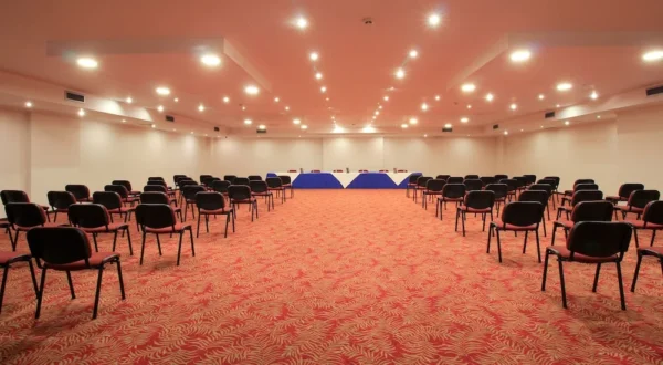 Auditorio Windsor Hotel ESTELAR Windsor House <span style="color:#d4af37;">★★★★</span>