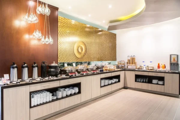 Best Western Plus 93 Park Hotel <span style="color:#d4af37;">★★★★</span>