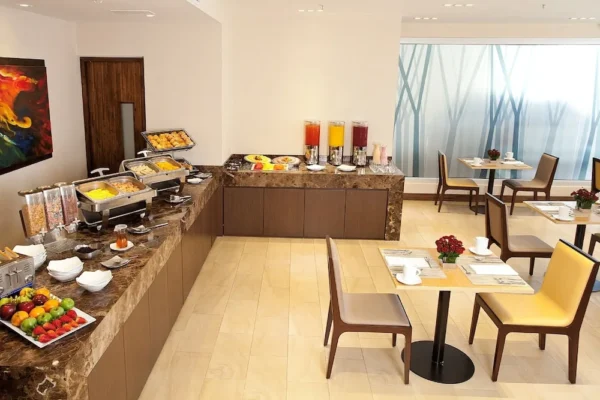 Hotel Estelar Calle 100 <span style="color:#d4af37;">★★★★</span>