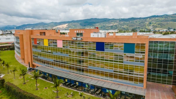 Pop Art Hotel Tocancipá y Centro de Convenciones <span style="color:#d4af37;">★★★★</span>