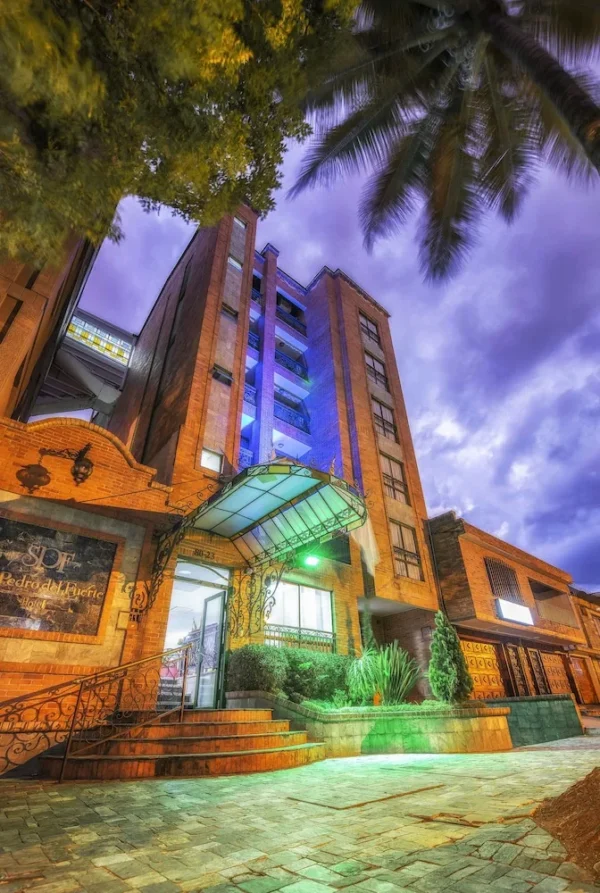 Hotel San Pedro del Fuerte <span style="color:#d4af37;">★★★</span>