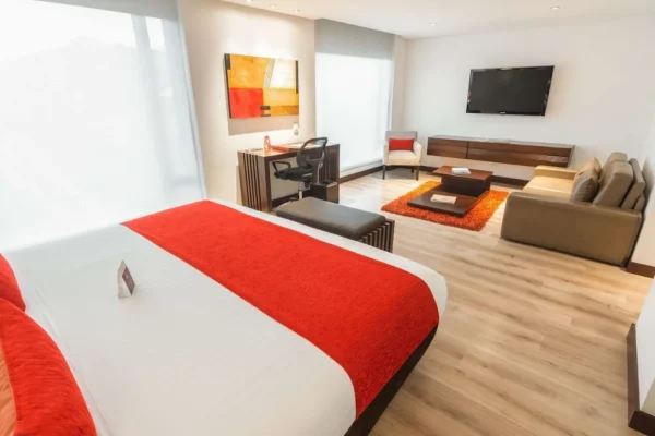 Best Western Plus 93 Park Hotel <span style="color:#d4af37;">★★★★</span>