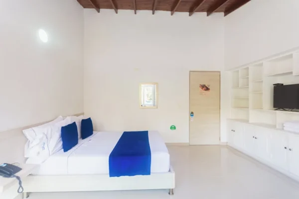 Hotel Suite del Parque <span style="color:#d4af37;">★★★</span>