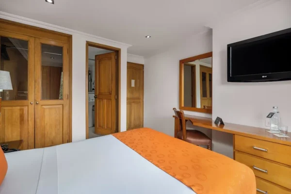 Otra habitacion Egina Hotel Egina Bogotá <span style="color:#d4af37;">★★★</span>