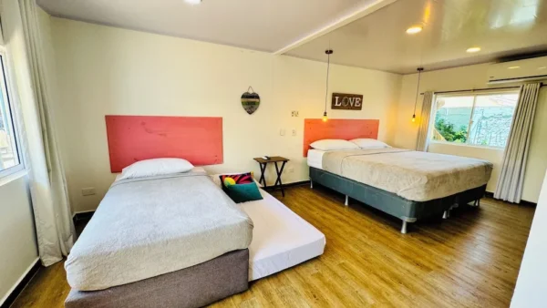 Hotel Be Happy <span style="color:#d4af37;">★★★</span>