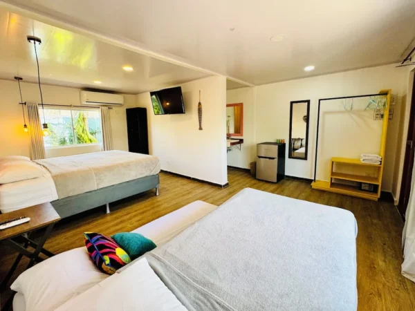 Hotel Be Happy <span style="color:#d4af37;">★★★</span>