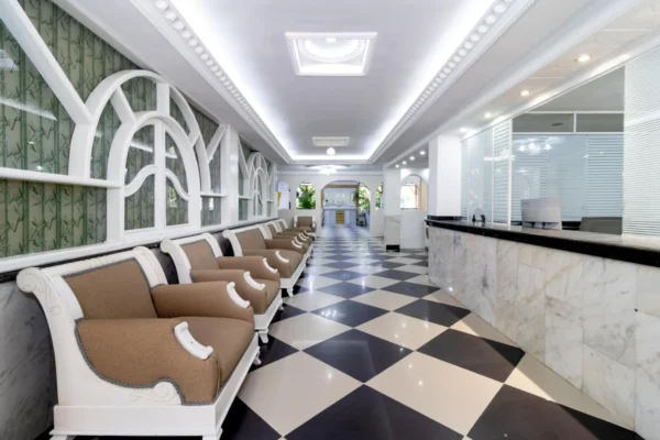Hotel Playa Salguero by GEH Suites <span style="color:#d4af37;">★★★</span>