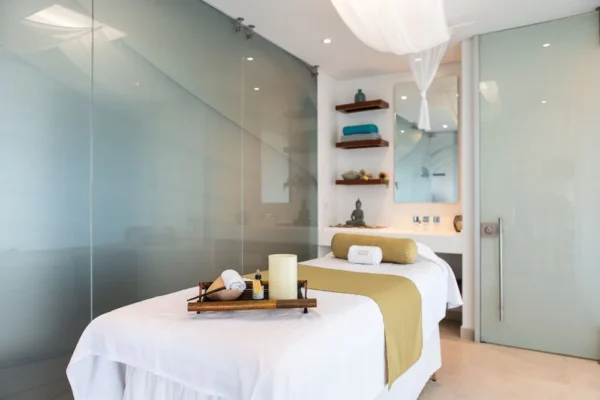 Best Western Plus 93 Park Hotel <span style="color:#d4af37;">★★★★</span>