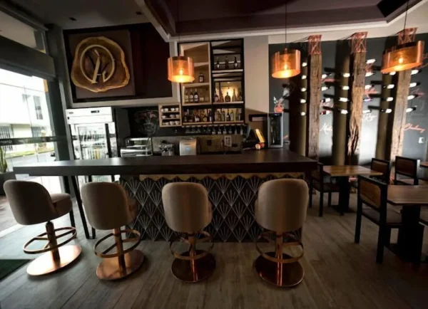 Albura Hotel <span style="color:#d4af37;">★★★</span>
