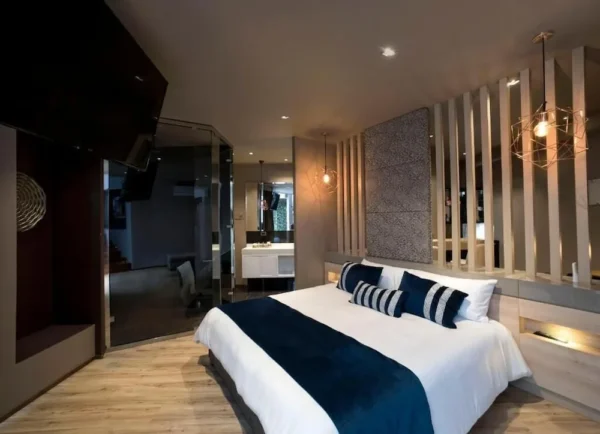 Albura Hotel <span style="color:#d4af37;">★★★</span>