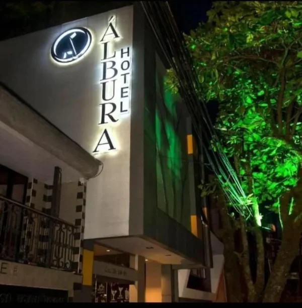 Albura Hotel <span style="color:#d4af37;">★★★</span>