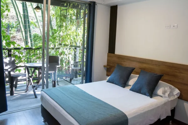 Carriqui Garden Hotel <span style="color:#d4af37;">★★★</span>