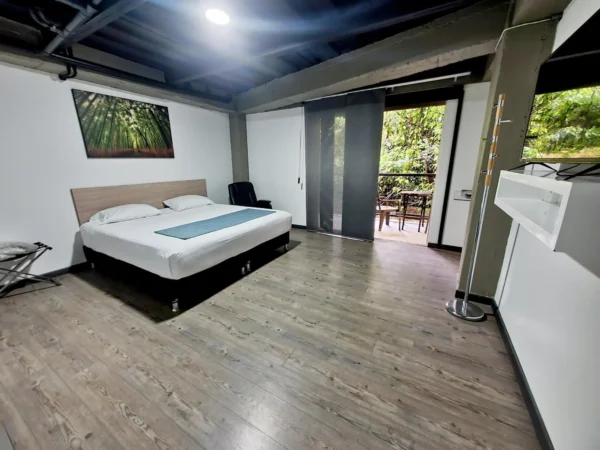Carriqui Garden Hotel <span style="color:#d4af37;">★★★</span>