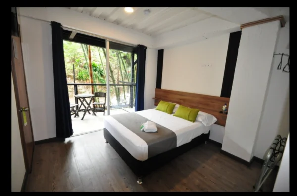 Carriqui Garden Hotel <span style="color:#d4af37;">★★★</span>