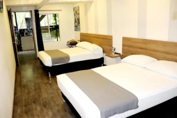 Carriqui Garden Hotel <span style="color:#d4af37;">★★★</span>